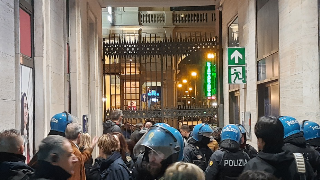 Ancora tensione a Torino. I Pro PAL tornano a Porta Nuova: stazione bloccata per alcuni minuti